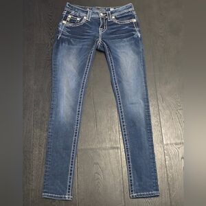 Miss Me Medium Blue Faded Stretch Jeggings with Embellished Pockets